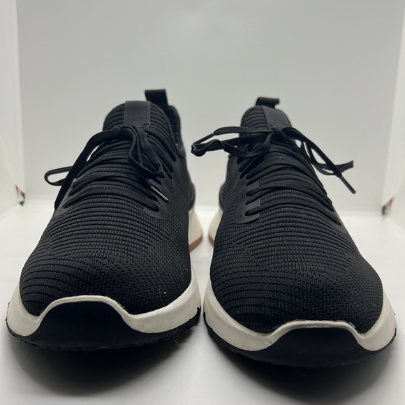 Madden Mens casual stretch shoes with Ortholite. Color: black, white, Size: 9.5 - Picture 3 of 9